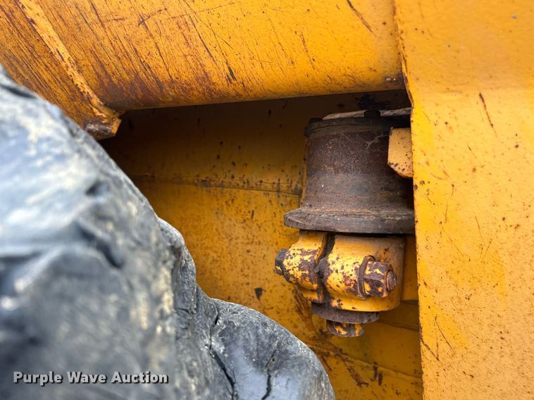 image for item DR4576 1976 Fiat-Allis 260B  elevating scraper