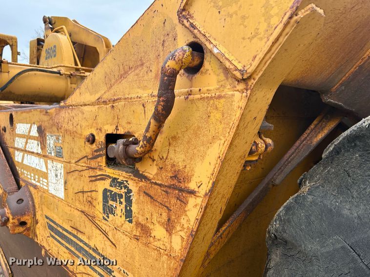 image for item DR4576 1976 Fiat-Allis 260B  elevating scraper