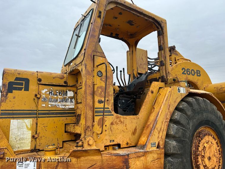 image for item DR4576 1976 Fiat-Allis 260B  elevating scraper