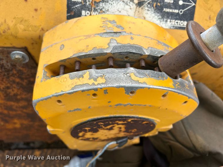 image for item DR4576 1976 Fiat-Allis 260B  elevating scraper