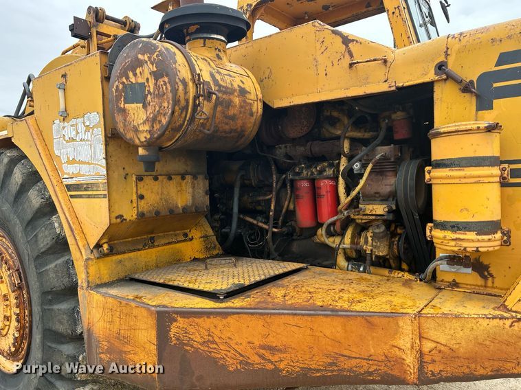 image for item DR4576 1976 Fiat-Allis 260B  elevating scraper