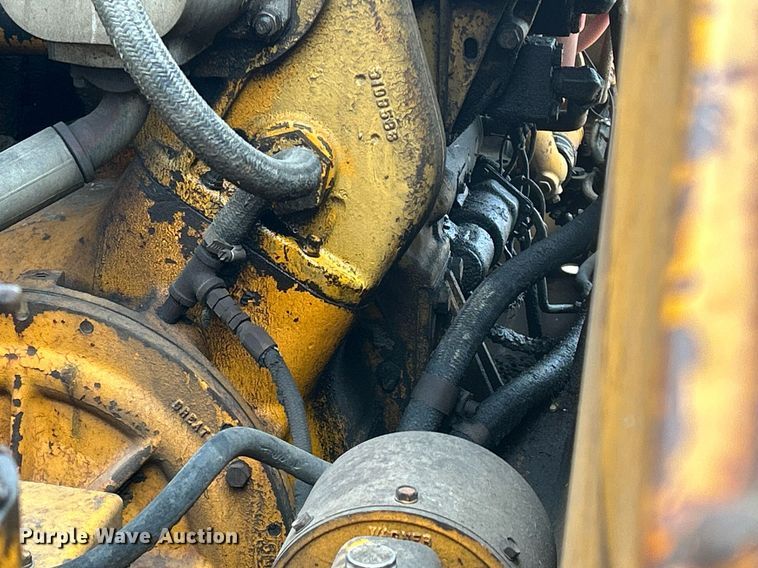 image for item DR4576 1976 Fiat-Allis 260B  elevating scraper