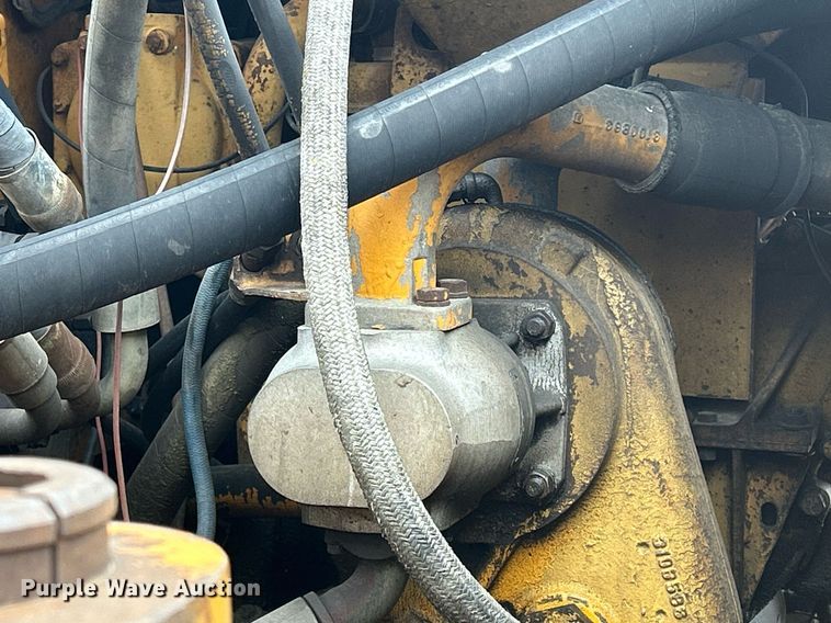 image for item DR4576 1976 Fiat-Allis 260B  elevating scraper