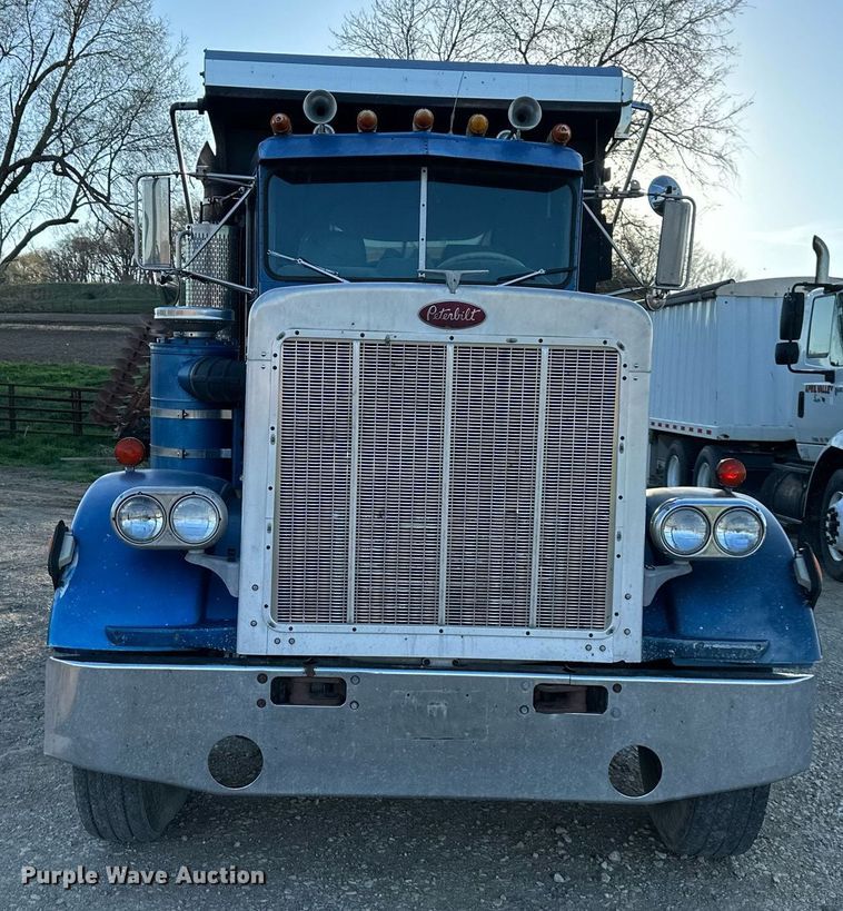 image for item DR5171 1984 Peterbilt 359  dump truck