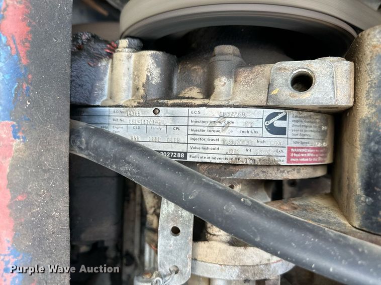 image for item DR5171 1984 Peterbilt 359  dump truck