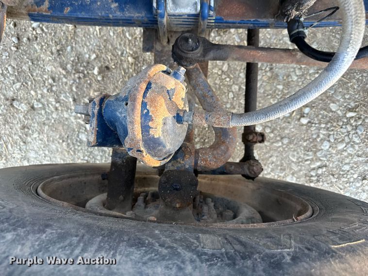 image for item DR5171 1984 Peterbilt 359  dump truck