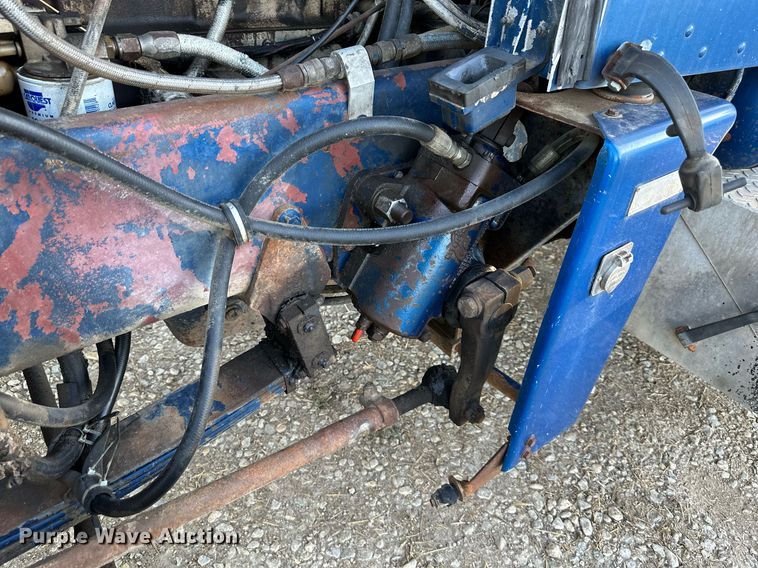 image for item DR5171 1984 Peterbilt 359  dump truck