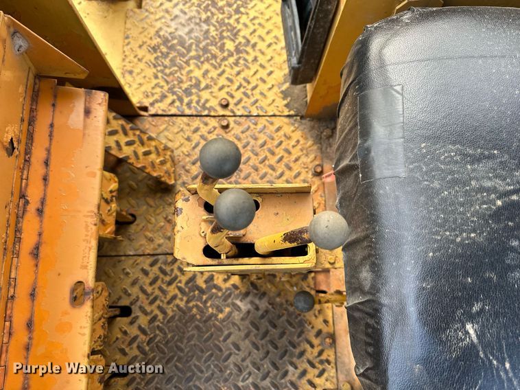 image for item DR5199 1980 Case 850B  dozer