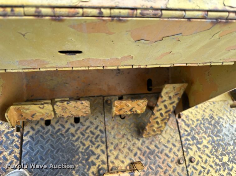 image for item DR5199 1980 Case 850B  dozer