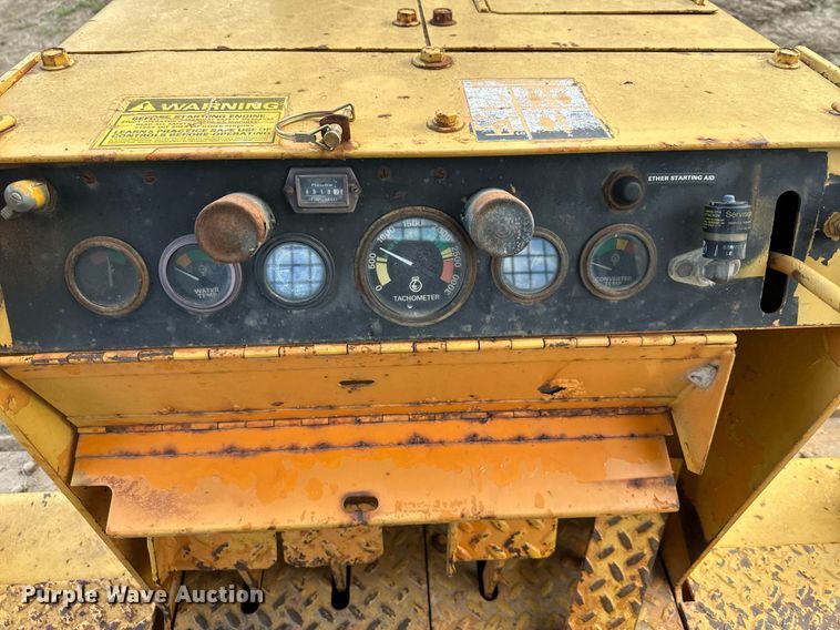 image for item DR5199 1980 Case 850B  dozer