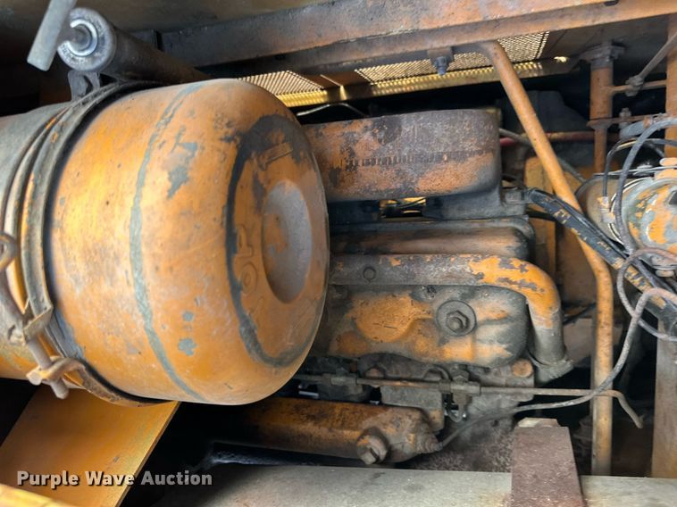 image for item DR5199 1980 Case 850B  dozer