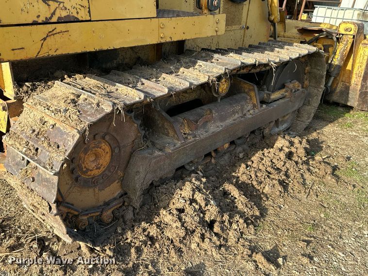 image for item DR5200 1980 Case 850B  dozer
