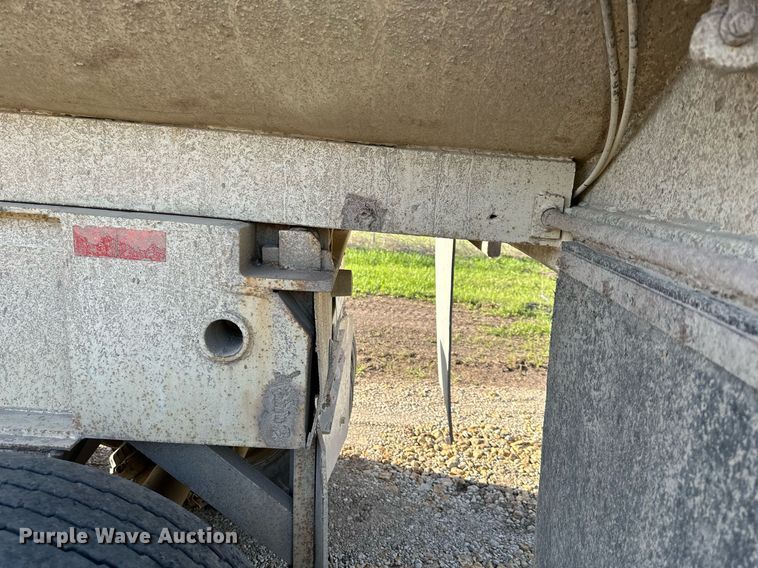 image for item DR5215 1974 Schein  end dump trailer