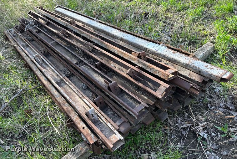 image for item DR5220 Approximately 28 concrete forms