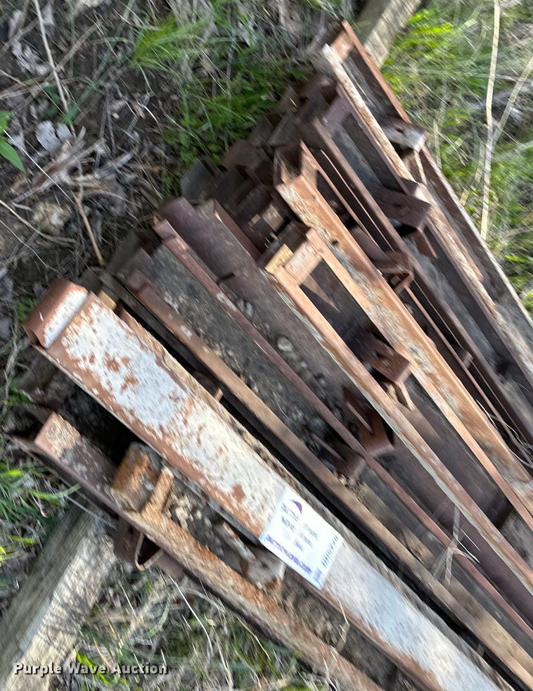 image for item DR5220 Approximately 28 concrete forms