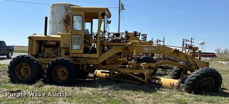 image for item DR5225 1969 Galion T500A  rigid frame motor grader