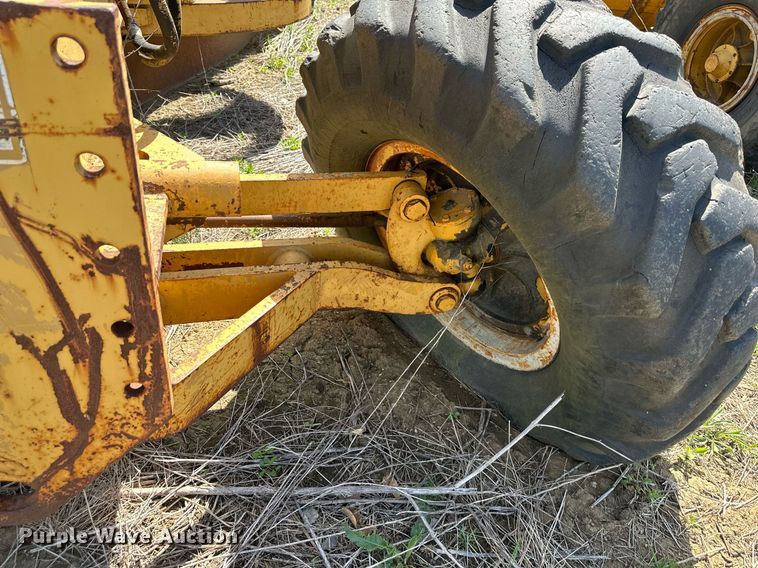 image for item DR5225 1969 Galion T500A  rigid frame motor grader