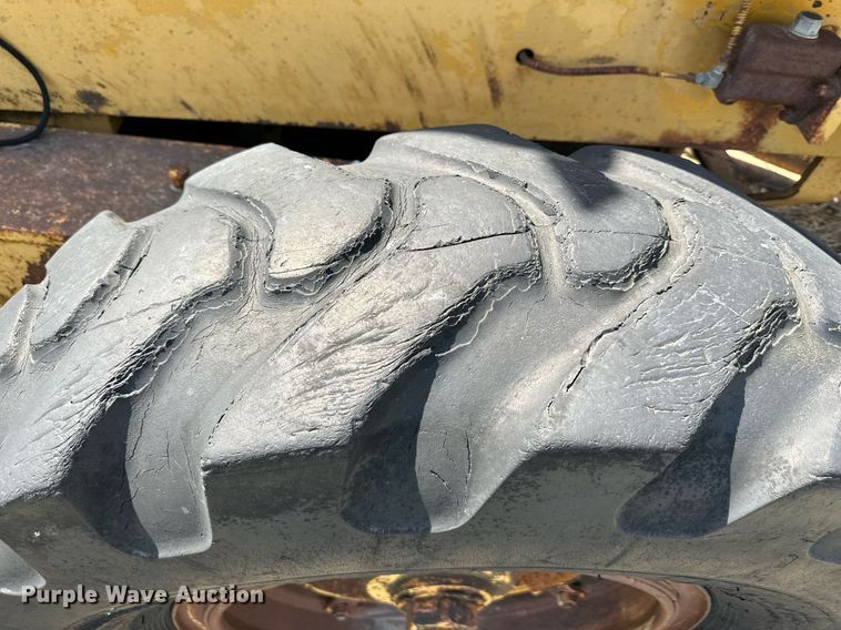 image for item DR5225 1969 Galion T500A  rigid frame motor grader