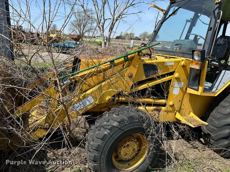 image for item DR5226 JCB 1400B  backhoe