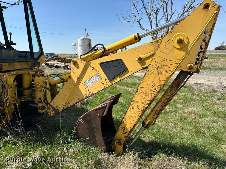 image for item DR5226 JCB 1400B  backhoe