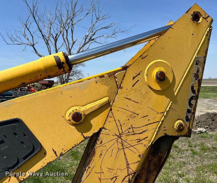 image for item DR5226 JCB 1400B  backhoe