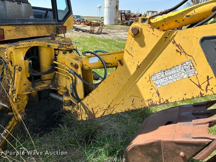 image for item DR5226 JCB 1400B  backhoe