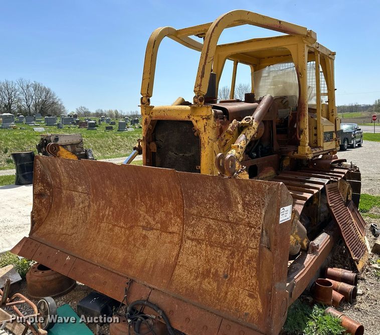 image for item DR5227 1978 Caterpillar D6D  dozer