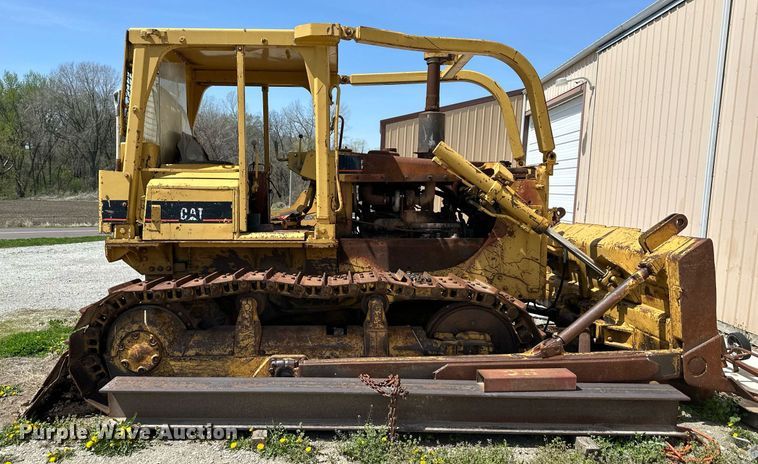 image for item DR5227 1978 Caterpillar D6D  dozer