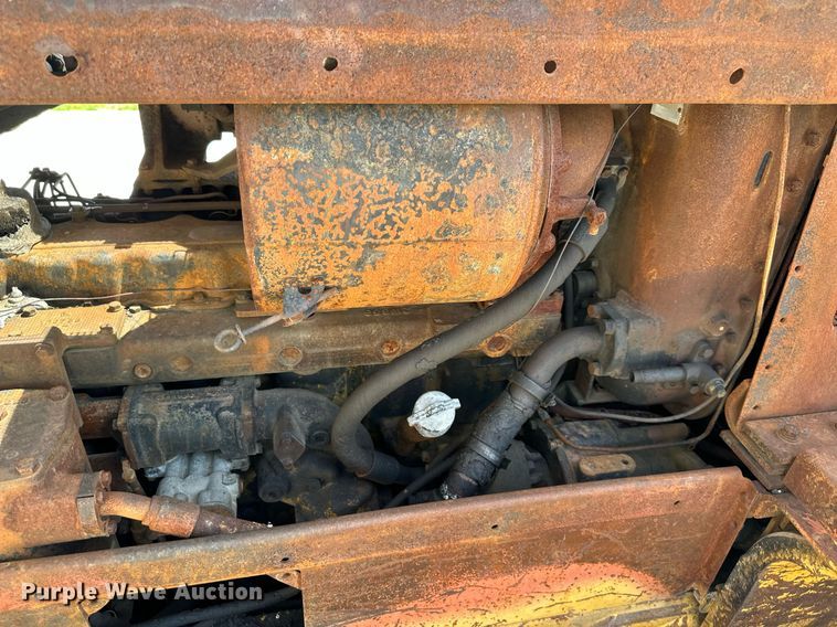 image for item DR5227 1978 Caterpillar D6D  dozer
