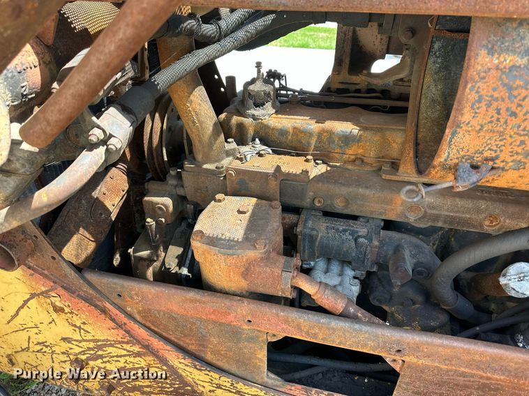 image for item DR5227 1978 Caterpillar D6D  dozer