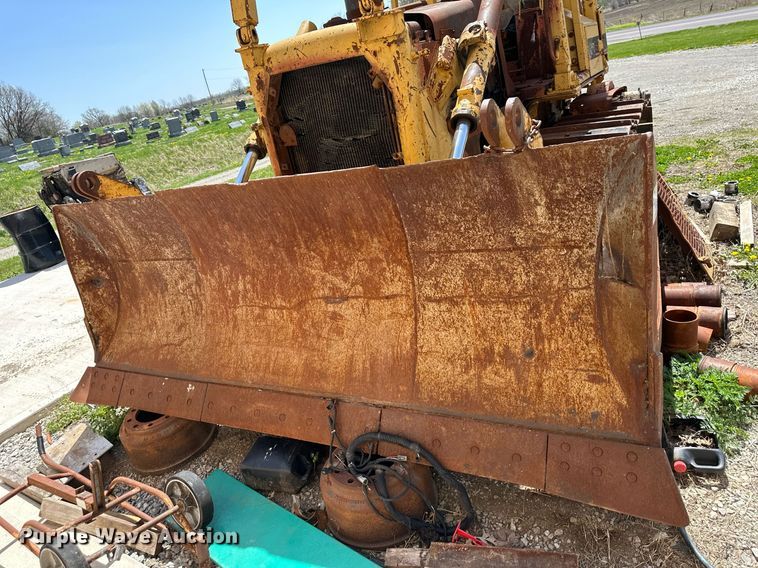 image for item DR5227 1978 Caterpillar D6D  dozer