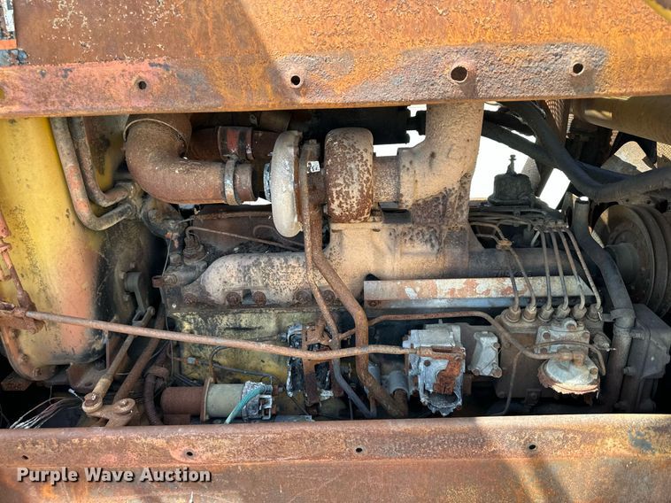 image for item DR5227 1978 Caterpillar D6D  dozer