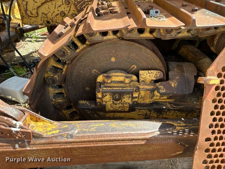 image for item DR5227 1978 Caterpillar D6D  dozer