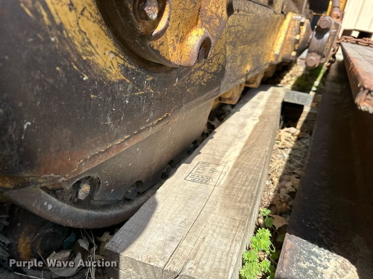 image for item DR5227 1978 Caterpillar D6D  dozer