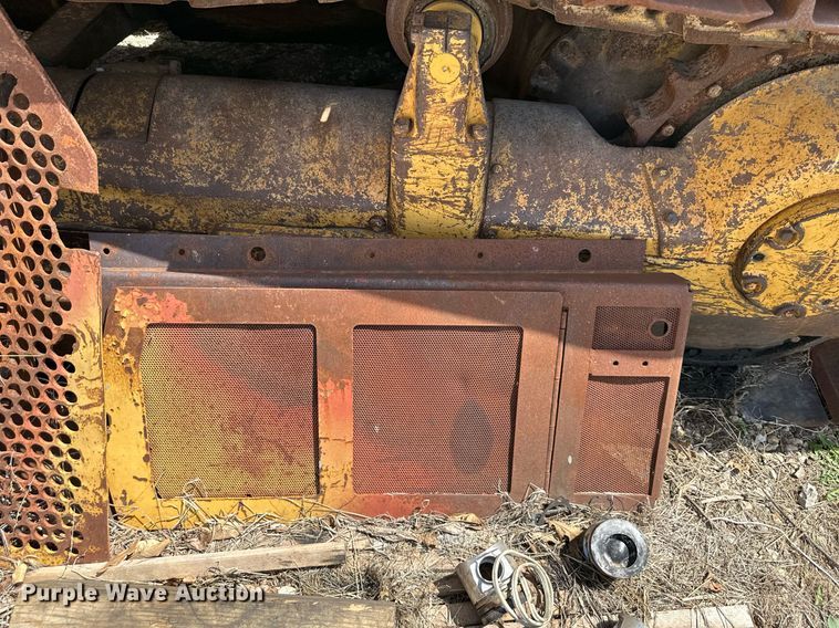image for item DR5227 1978 Caterpillar D6D  dozer