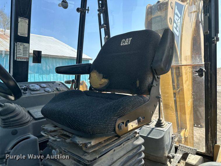 image for item DR5228 1997 Caterpillar 416C  backhoe