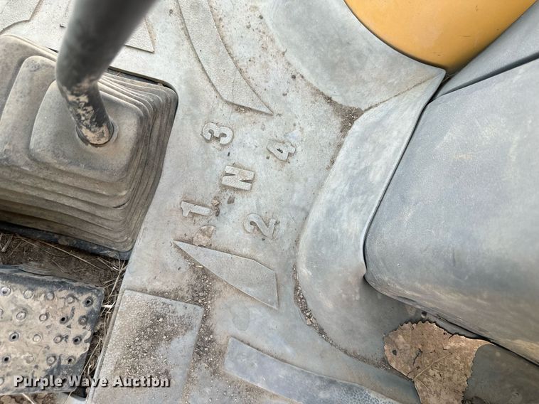 image for item DR5228 1997 Caterpillar 416C  backhoe