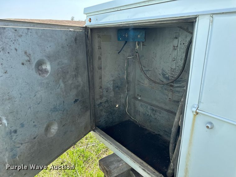 image for item DR5230 Stahl  utility bed