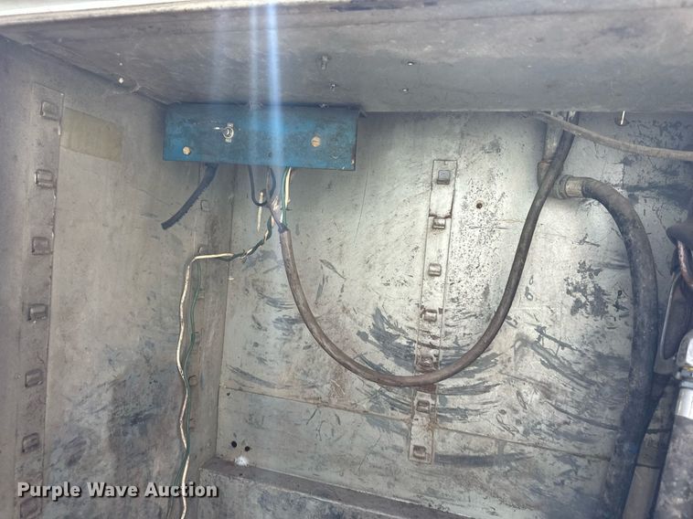 image for item DR5230 Stahl  utility bed