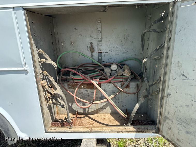 image for item DR5230 Stahl  utility bed