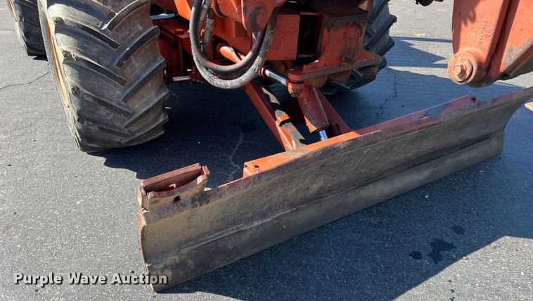 image for item DR5563 1993 Ditch Witch 5110  trencher