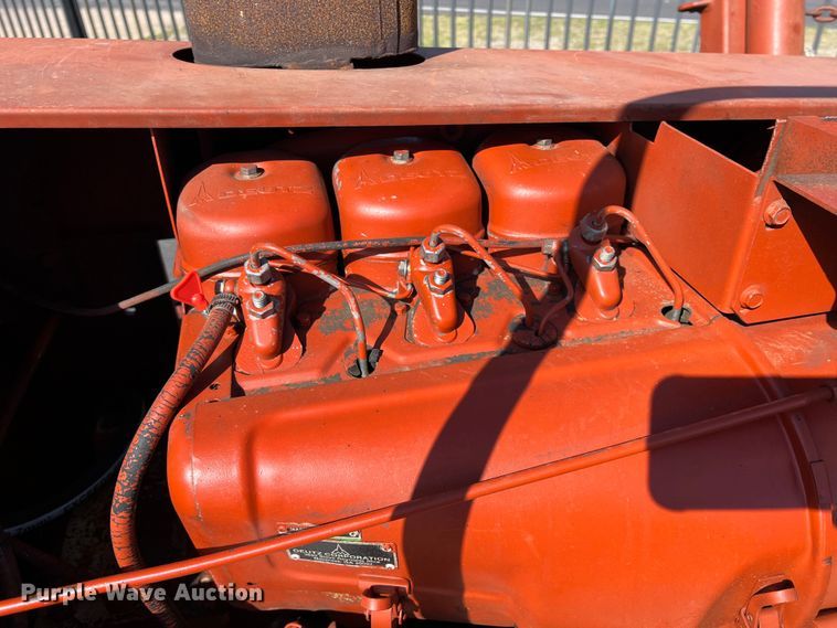 image for item DR5563 1993 Ditch Witch 5110  trencher