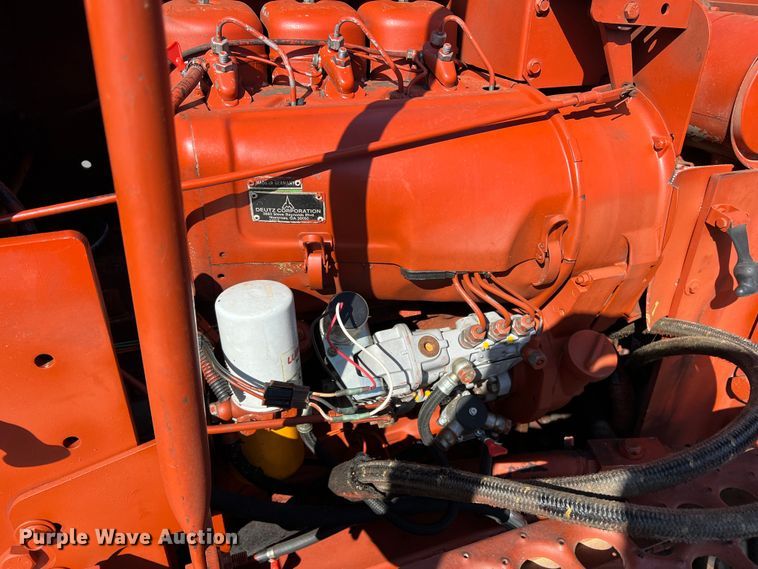 image for item DR5563 1993 Ditch Witch 5110  trencher