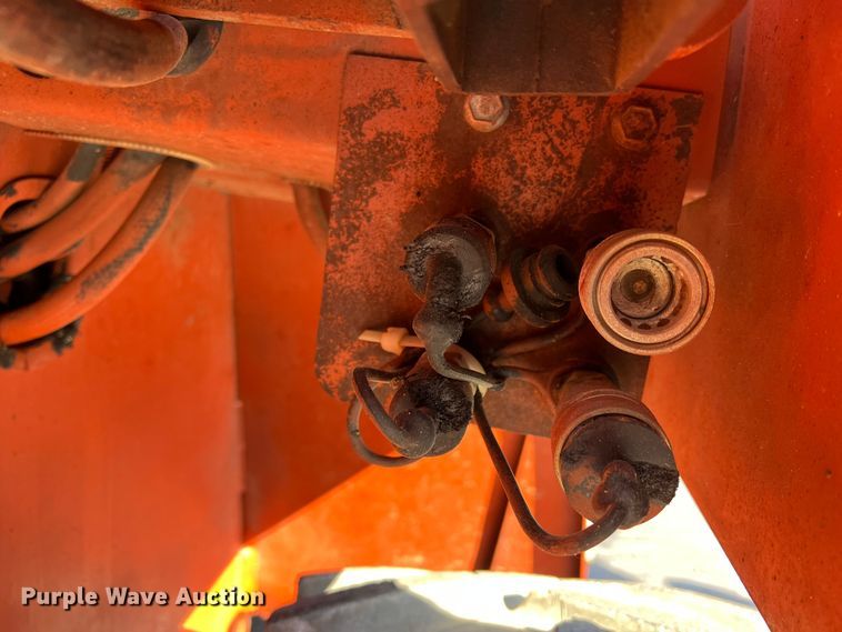 image for item DR5563 1993 Ditch Witch 5110  trencher