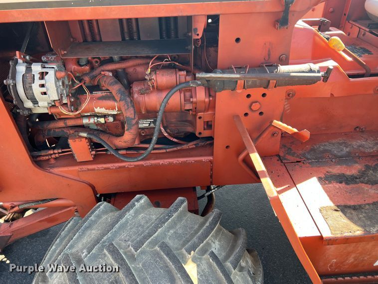 image for item DR5563 1993 Ditch Witch 5110  trencher