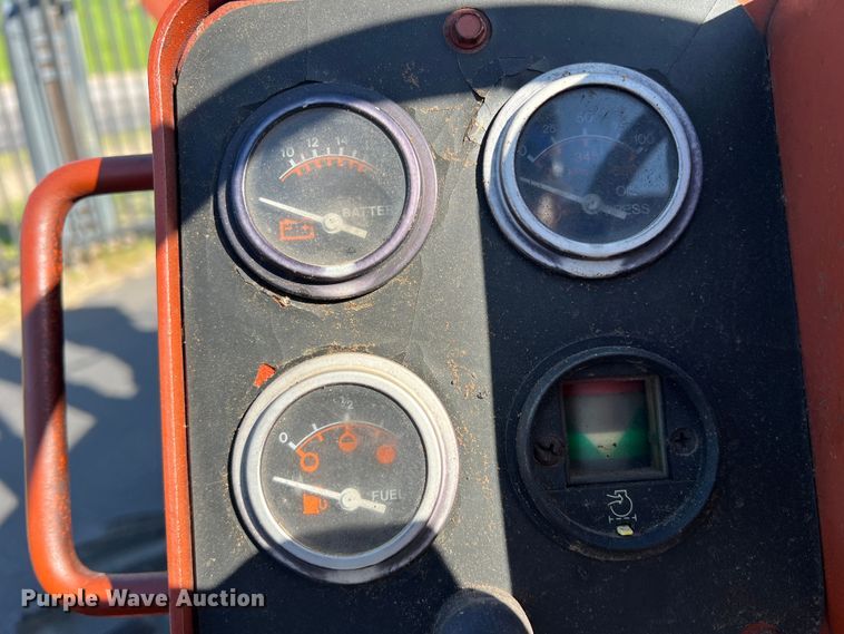 image for item DR5563 1993 Ditch Witch 5110  trencher