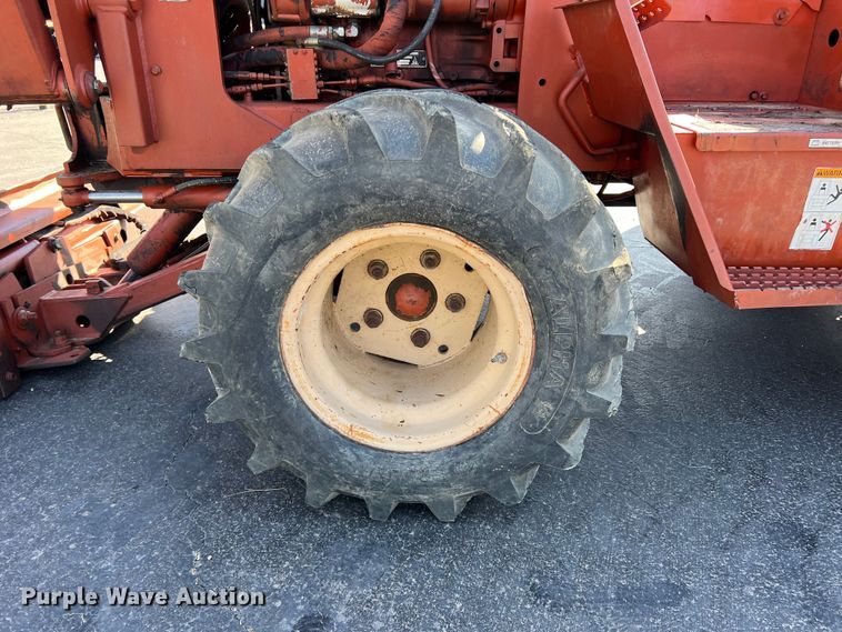 image for item DR5563 1993 Ditch Witch 5110  trencher