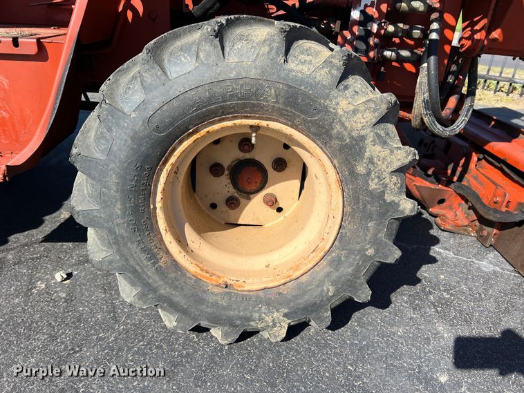 image for item DR5563 1993 Ditch Witch 5110  trencher