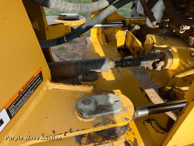 image for item DR5571 2001 John Deere 444H  high lift wheel loader