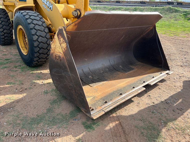 image for item DR5571 2001 John Deere 444H  high lift wheel loader